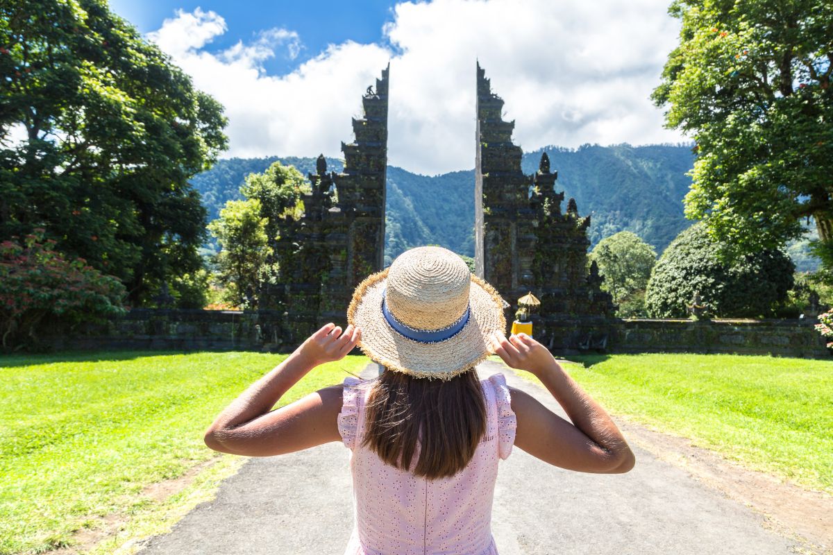 solo healing to bali